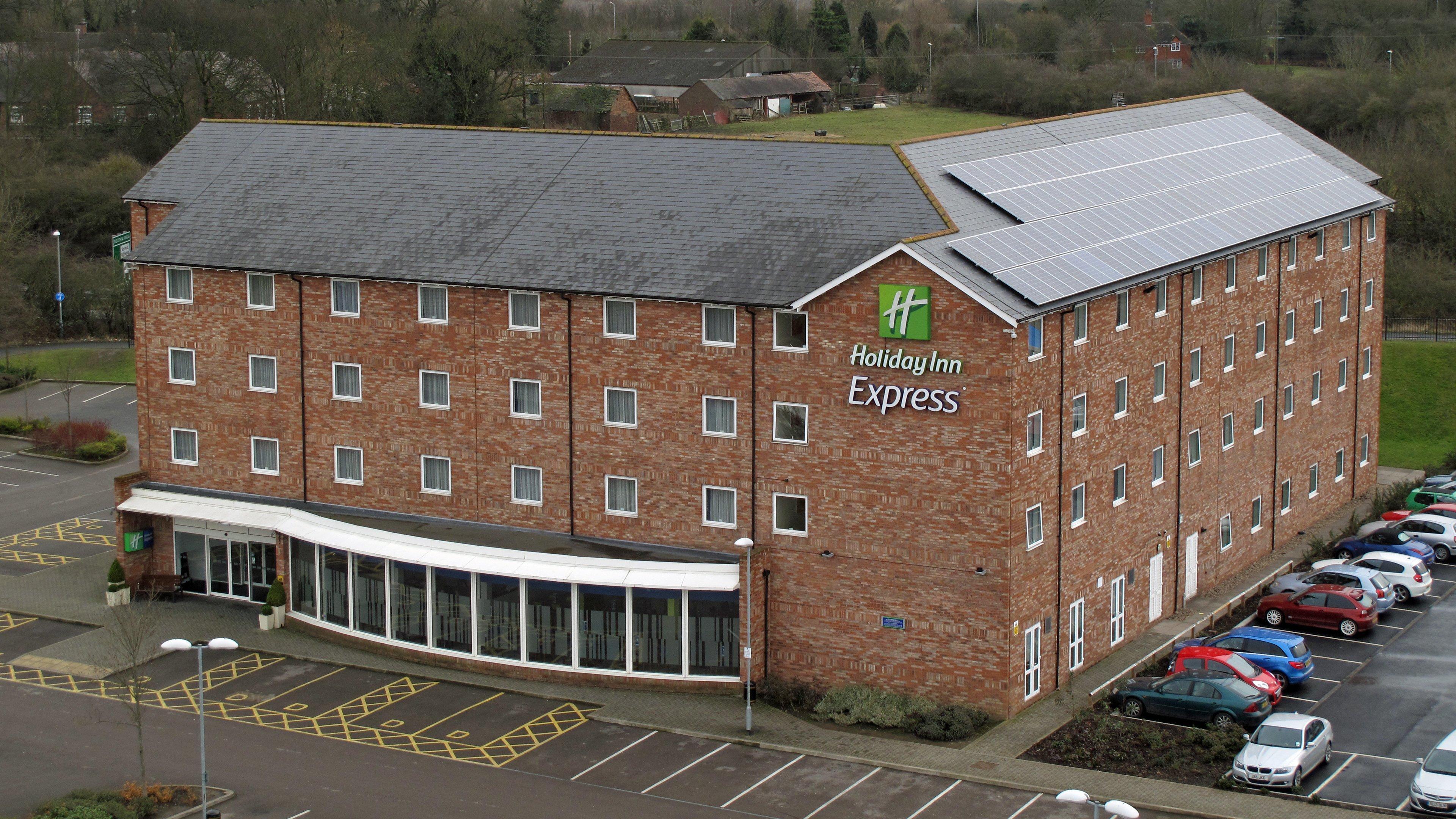 Holiday Inn Express Nuneaton By Ihg Exterior foto