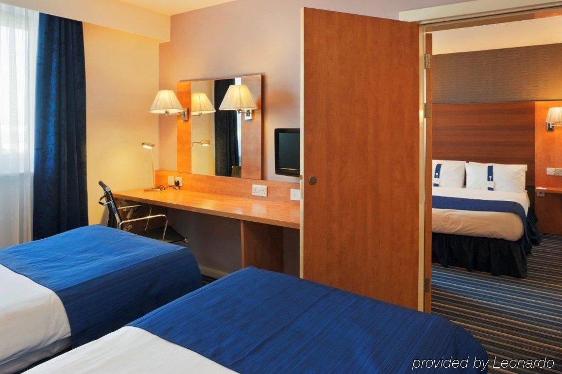 Holiday Inn Express Nuneaton By Ihg Zimmer foto